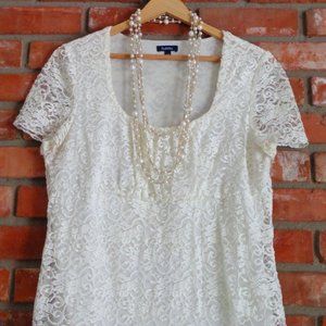 Reitmans Cream Color Lace Shirt
